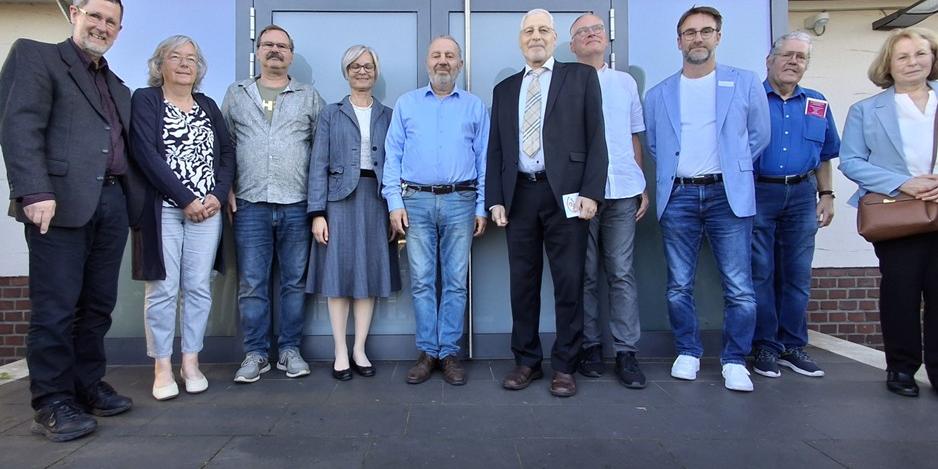 v.l.n.r.: Ulrich Britten (Bischöfliches Generalvikariat Trier) Margarete Kock und Sven Ziegler (Baptistengemeinde Bendorf), Veronika Raß (Pastoralreferentin im Bistum Trier im Pastoralen Raum Cochem-Zell) Avadislav Avadiev (Vorsitzender der jüdischen Kultusgemeinde Koblenz), Rabbiner Mordechai Bohrer (Aachen) Gero Meyer (Mitglied im ökumenischen Arbeitskreis in Cochem-Zell und Kaisersesch), Bernd Berenz (Gemeindereferent im pastoralen Raum Cochem-Zell und in der Pfarrei Hl. Maria Magdalena Cochem) Dr. Christoph Simonis (Jüdische Kultusgemeinde Koblenz), Angelika Fohl (Ulmen)