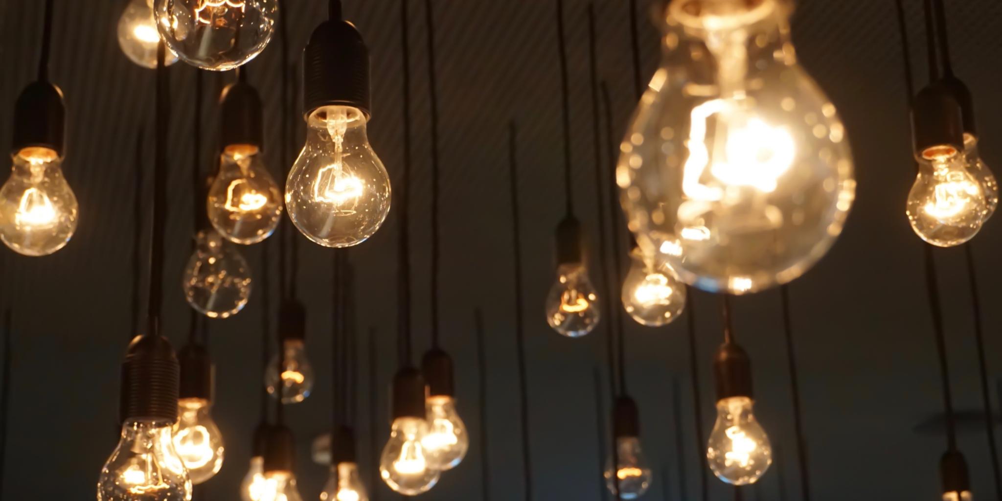 light-bulbs-3958844_by_Griesshammer_pixabay_pfarrbriefservice